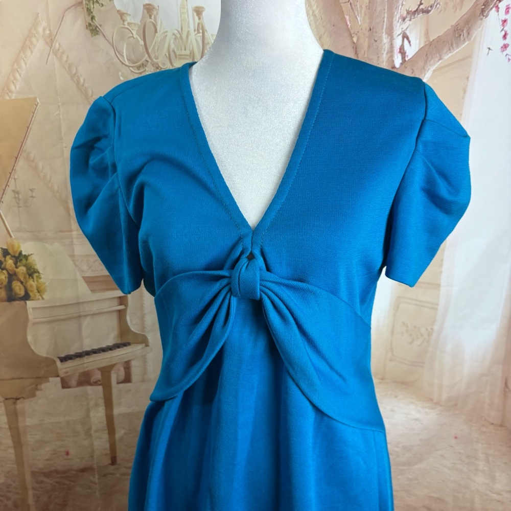NEW St. John Wool Blue Puff Sleeve Sheath Dress - Picture 3 of 10